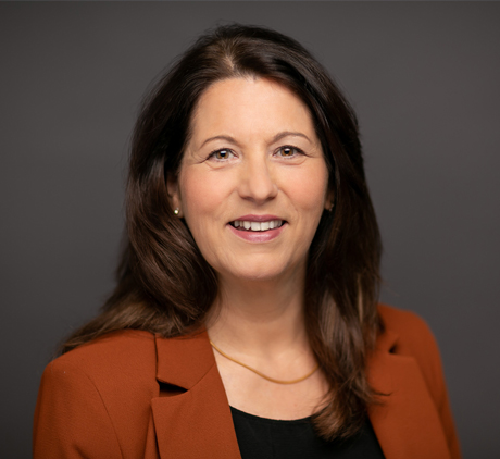 cargoflash appoints lesley cripps as sales director